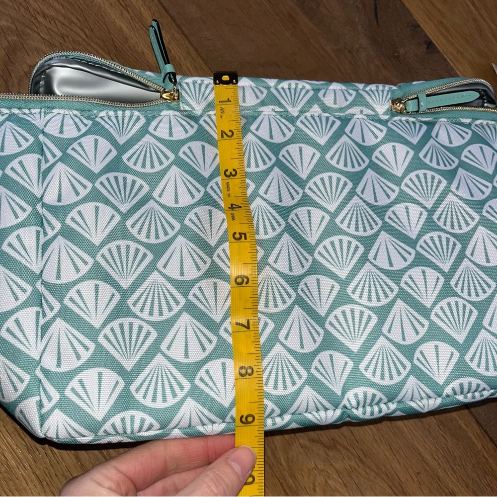 Victoria's Secret NWT Seashell Print Summer Beach Cooler Tote Bag insulated - Picture 7 of 8